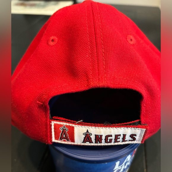 New Era * 9Forty Los Angeles Angels YOUTH Velcro Back hat. - Picture 6 of 8